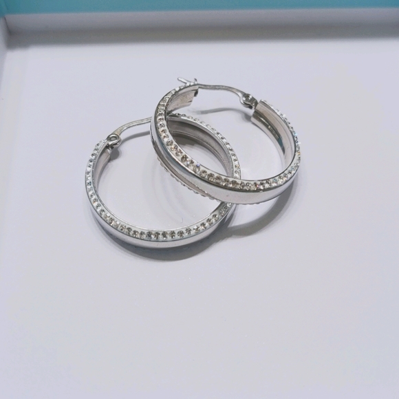 Silver hoops - Picture 2 of 2